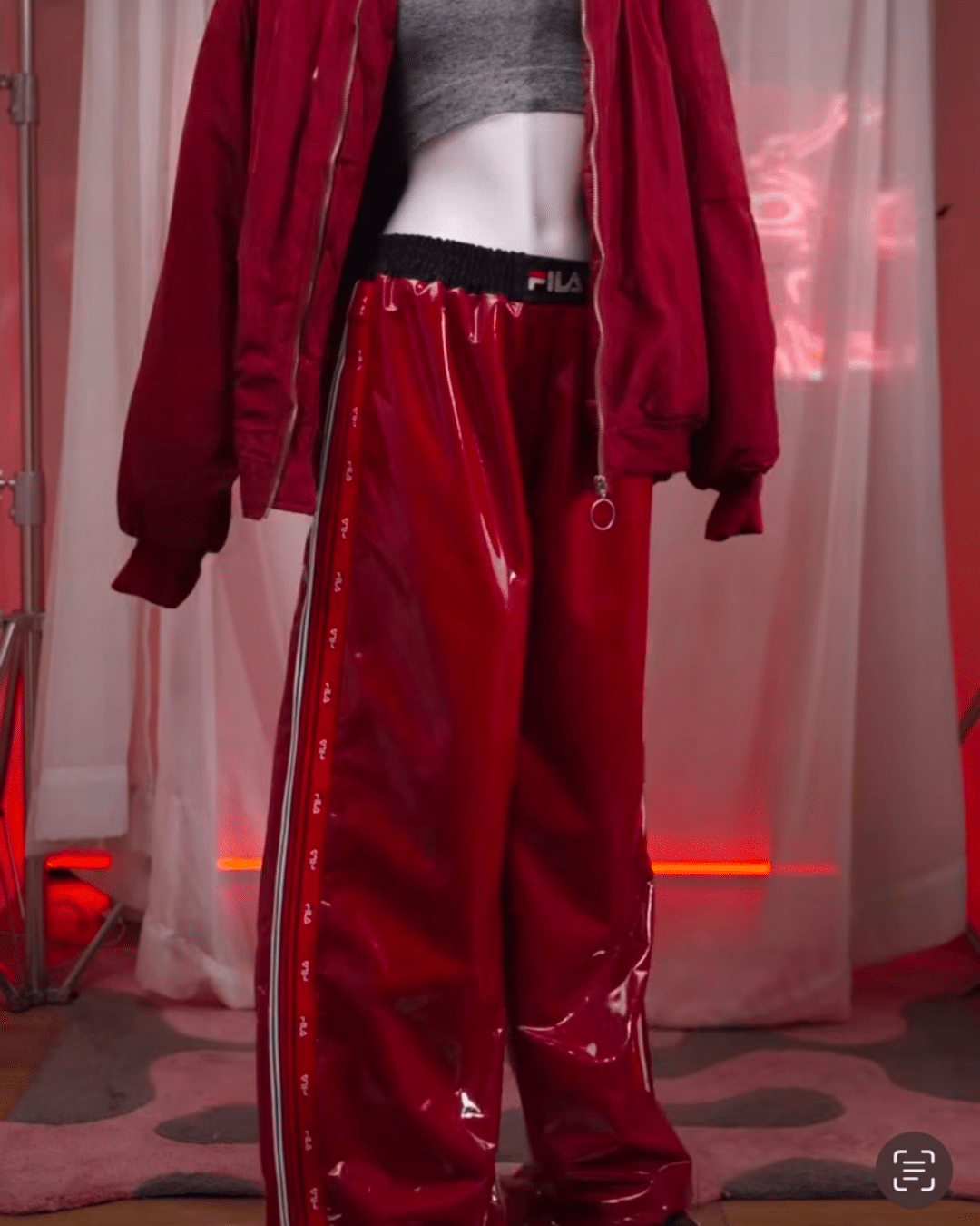 red baggy trousers baggy trousers trend
